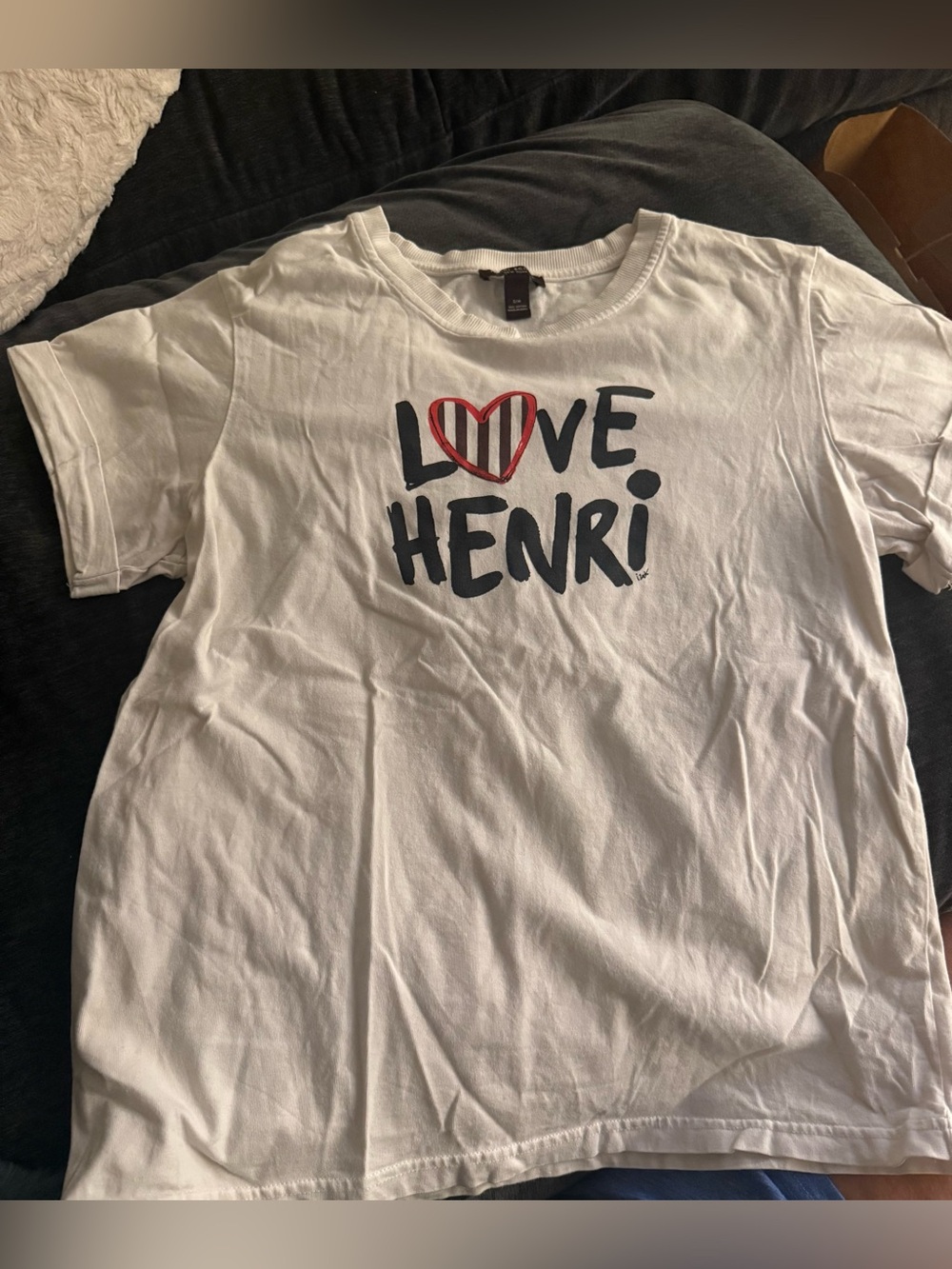 Henri Bendel authentic 2 t-shirts sz s/m EUC - Picture 2 of 6